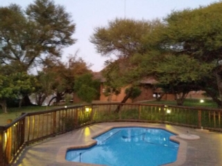 Swimming pool at Thakadu